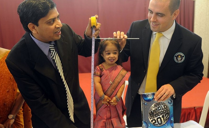 The World’s Tallest Man And Smallest Woman Are Coming To Egypt to Promote Tourism