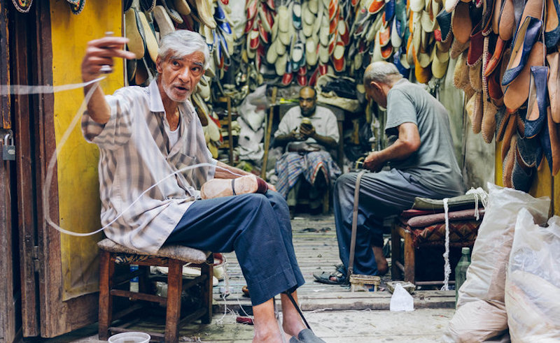 Meet the British Photographer Who Captured Darb Al Ahmar's Forgotten Craftsmen