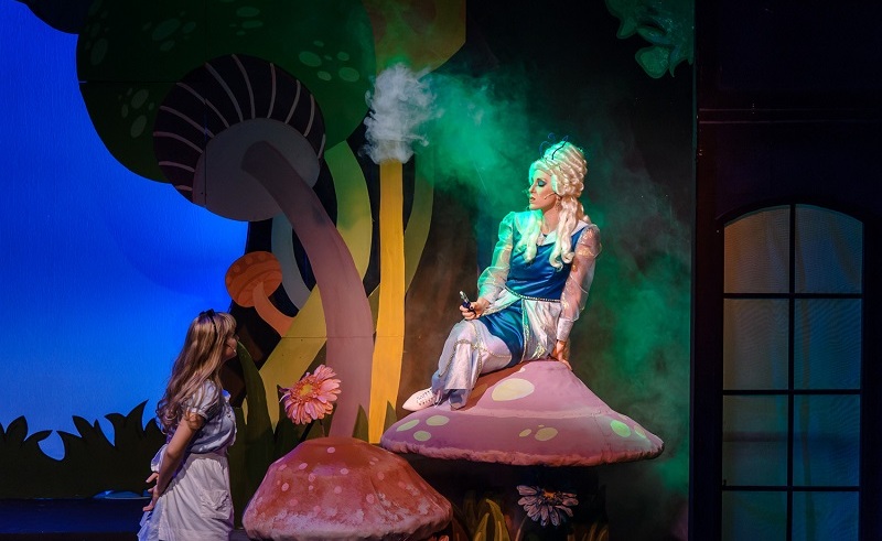 Egypt's Version of 'Alice in Wonderland' Sets Sales Record for Egyptian Theatre