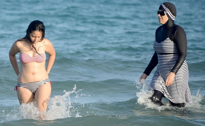 Red Sea Hotels Cannot Ban Swimming in Burkini, Says Egypt’s Hotels & Hospitality Authority