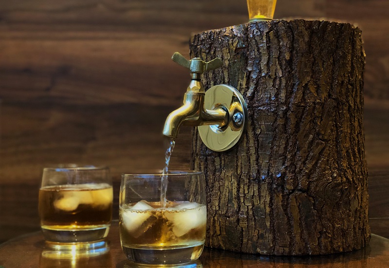 Ezazty’s Wooden Bottle Dispenser is the Must-Have Accessory You Didn’t Know You Needed