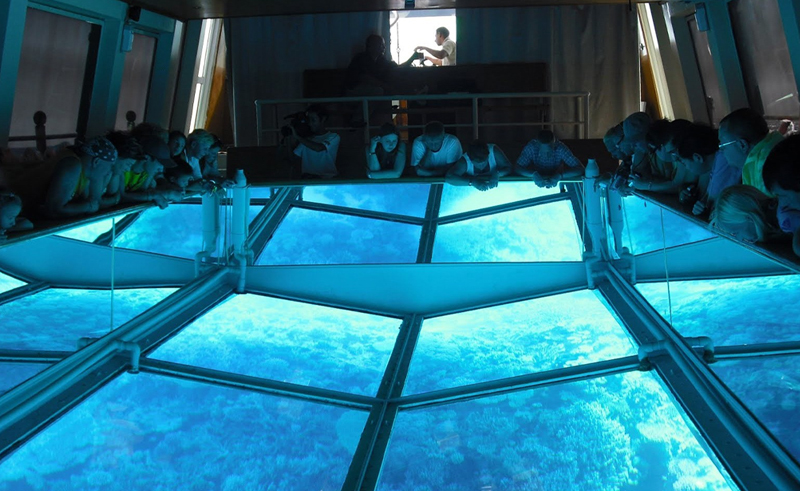 Hurghada Boat Breaks World Record for Largest Glass Floor