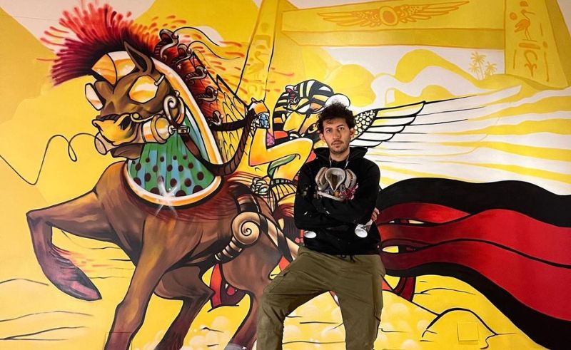 Egyptian Graffiti Artist Paints Mural at British Museum