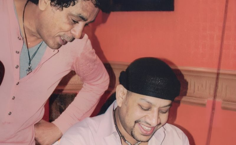 Mohamed Mounir & Essam Karika Reunite for New Track After 27 Years
