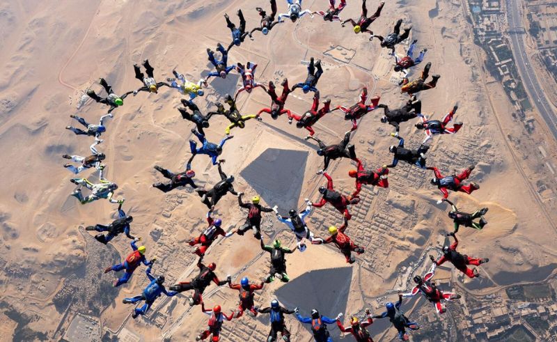 Great Pyramids of Giza Host Largest Skydiving Showcase in MENA