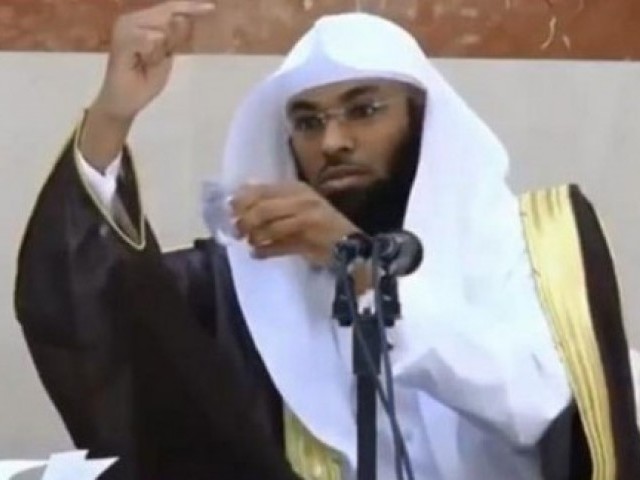 Video: Sheikh Explains That Earth Doesn't Revolve Around Sun