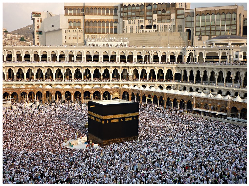 Muslim Fury as Hajj 'Selfie' Craze Hits Mecca
