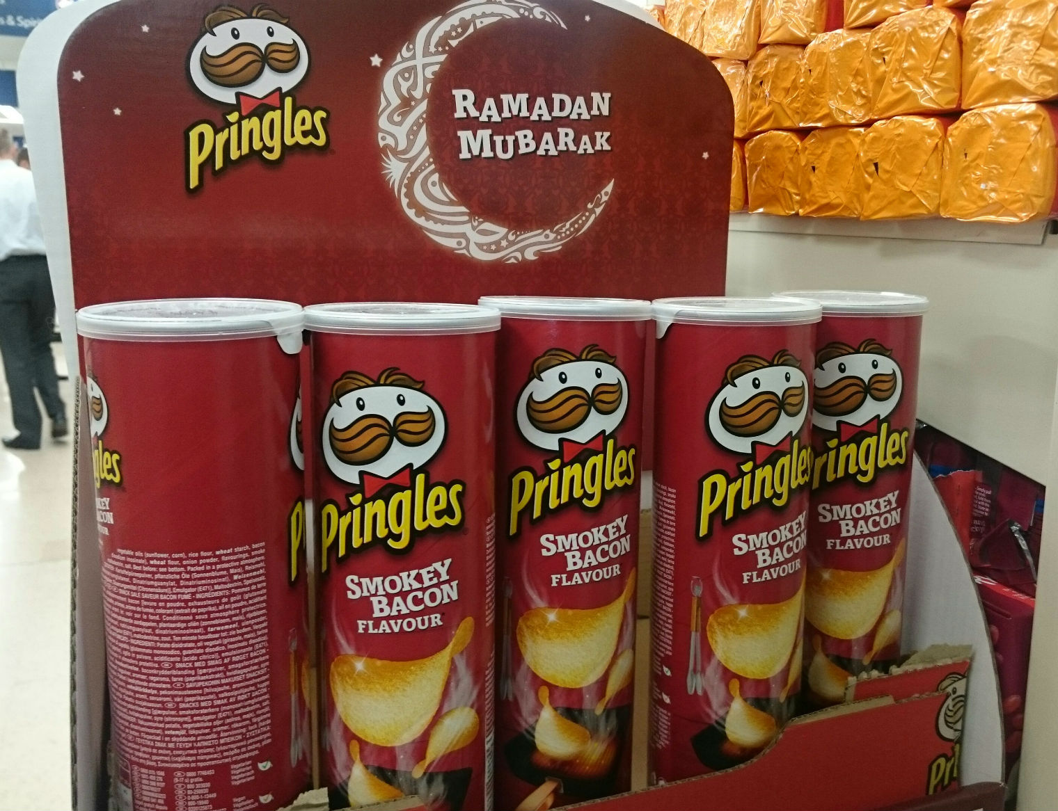 UK Supermarket Has Special Ramadan Offer for Bacon Pringles