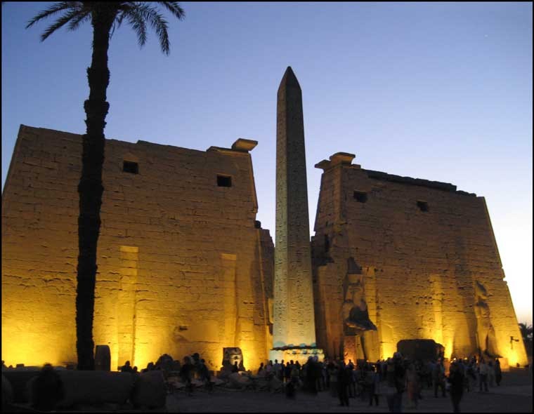 West Bank Lighting Project Brings Nocturnal Tourists to Luxor