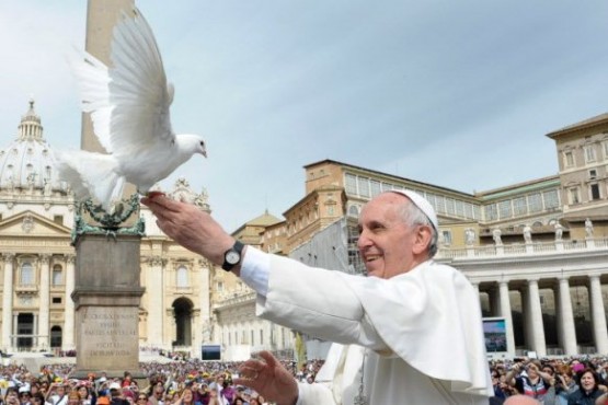 Pope Proves We Can All Coexist