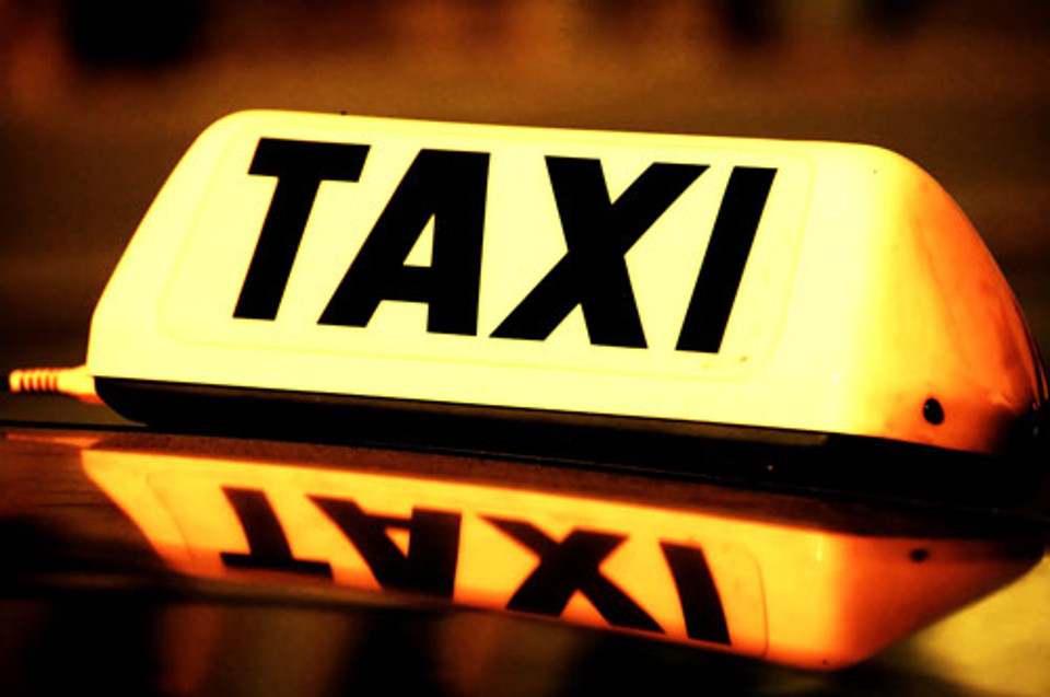 Don't Drink and Drive: Cairo NYE Taxi Guide 