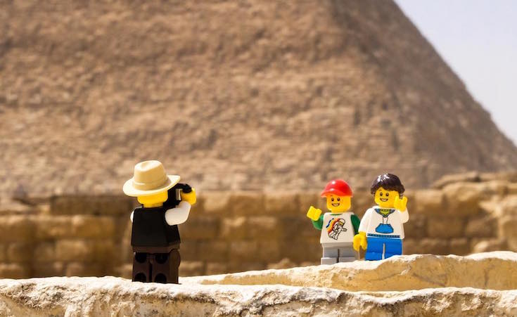 Egypt’s Stop Motion Maestro Recreates Movie Scenes Out Of LEGO