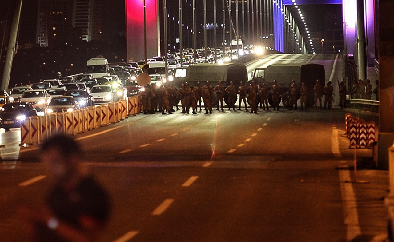 12 Reactions to Turkey's Attempted Coup from the Arab World