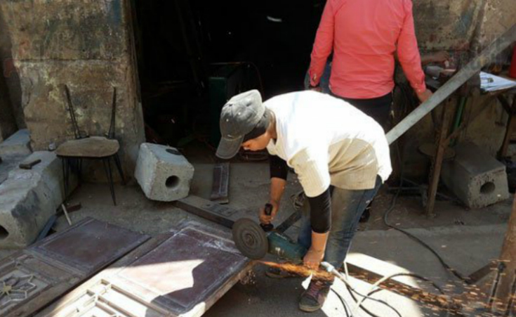 VIDEO: Watch Egypt's Female Blacksmith Work Her Magic